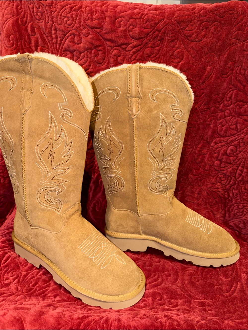 Women's Suede Shearling-Lined Mid-Calf Boots in Tan